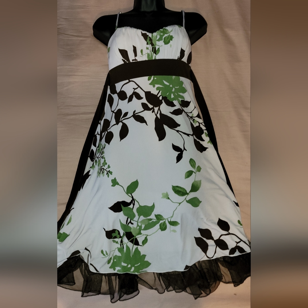 Speechless nature floral dress with spaghetti straps